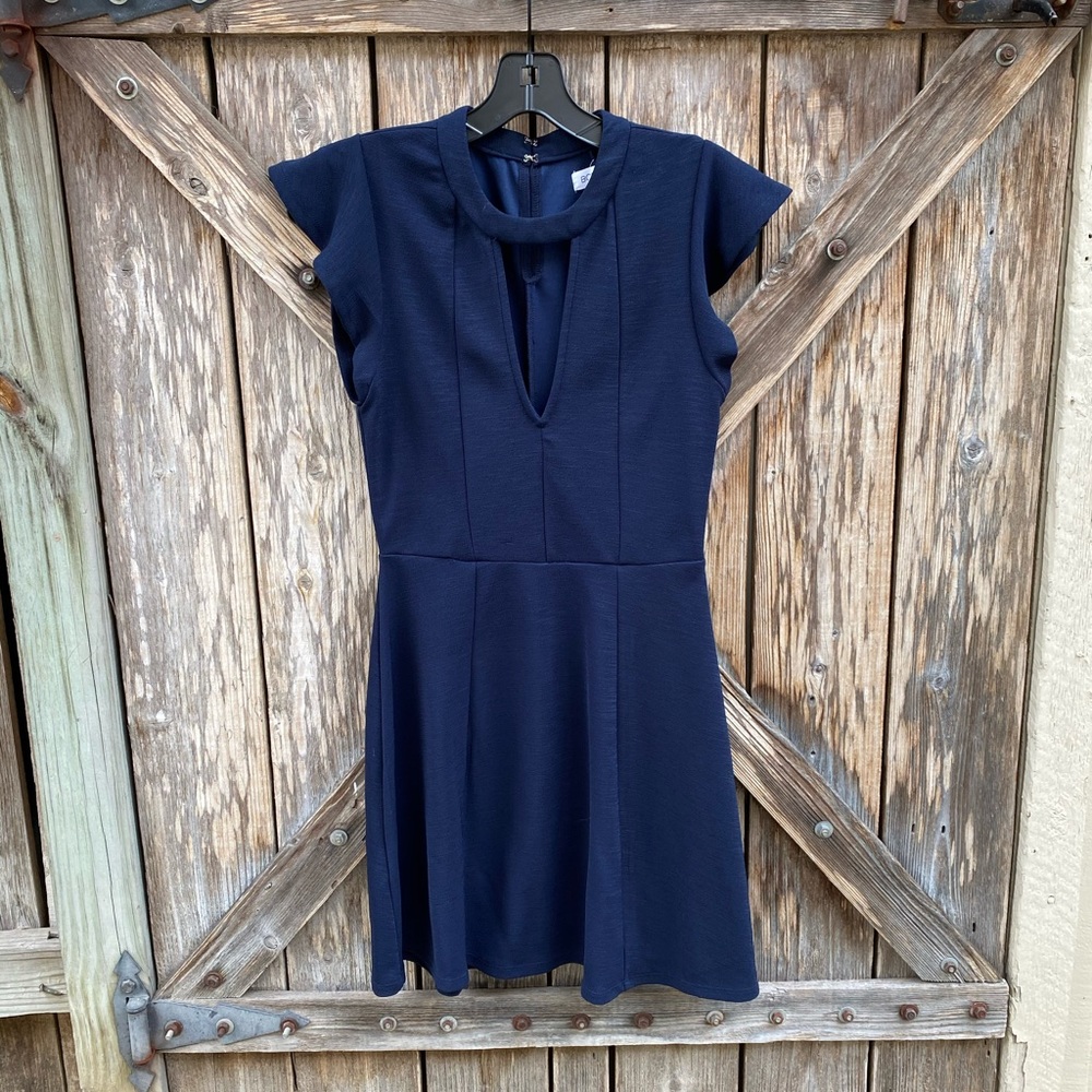 BCBGENERATION Angel Wing Cutout Fit-&-Flare Dress - Picture 2 of 9